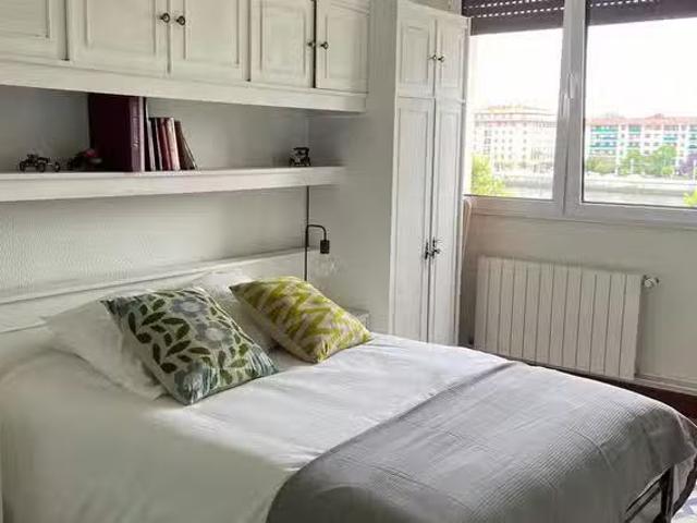 Casa en alquiler en Kanpanzar, Portugalete