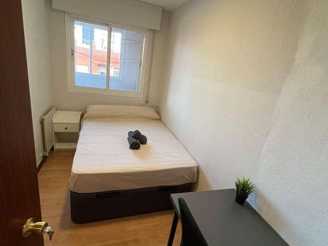 Habitación en alquiler en Almenara, Madrid