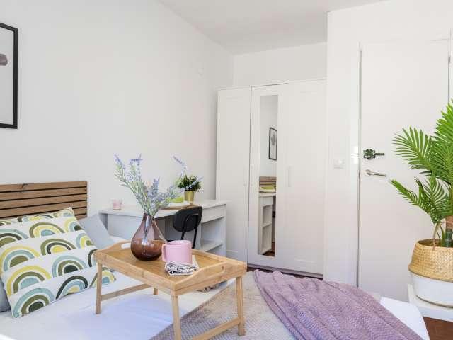 Habitación en alquiler en Berruguete, Madrid