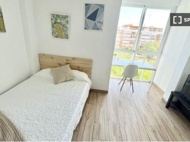 Piso en alquiler en Distrito Macarena, Sevilla