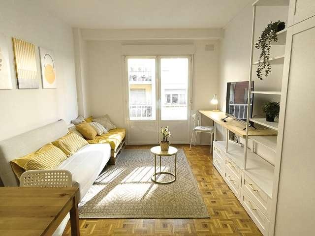 Habitación en alquiler en Milagrosa-Arrosadia, Iruñerria