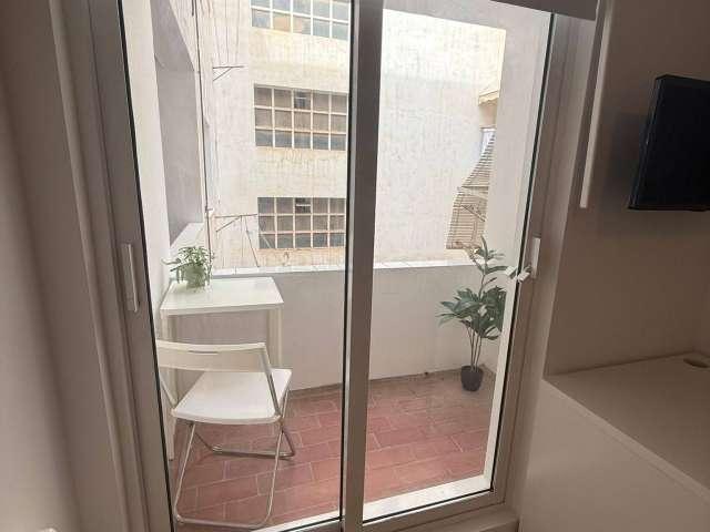 Habitación en alquiler en Carolinas Altas, l'Alacantí