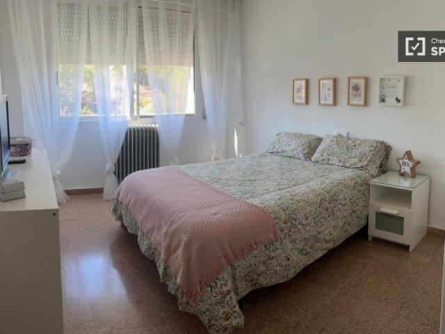 Habitación en alquiler en Urbanització Lloma Badá, el Vinalopó Mitjà / El Vinalopó Medio