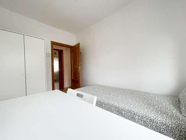 Habitación en alquiler en Abrantes, Madrid