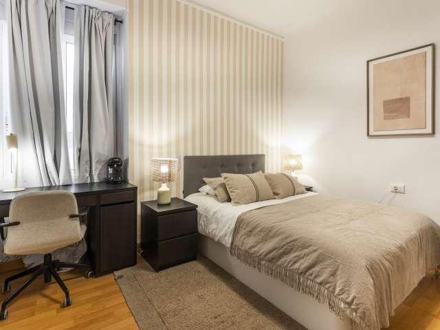 Habitación en alquiler en Mercat, l'Alacantí
