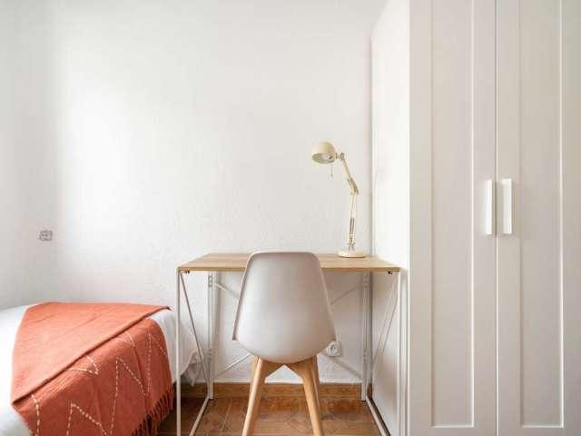 Habitación en alquiler en Berruguete, Madrid