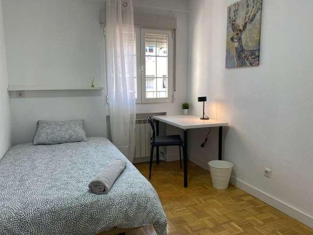 Habitación en alquiler en Puente de Vallecas, Madrid