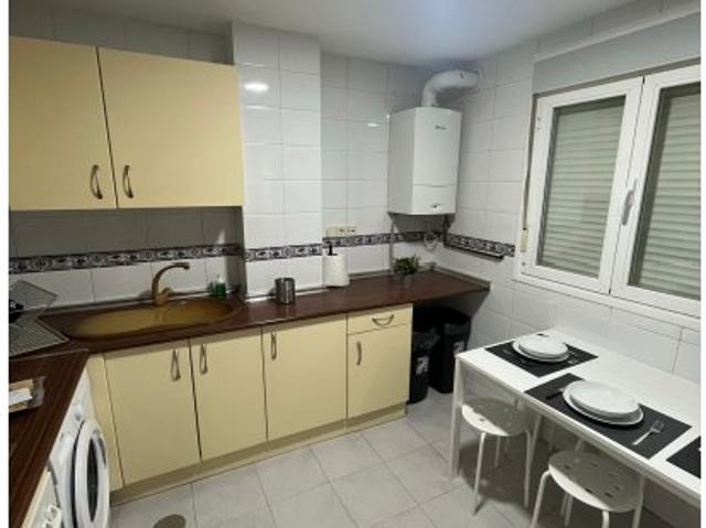Habitación en alquiler en La Alhóndiga, Getafe