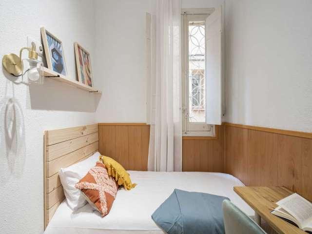 Habitación en alquiler en Universidad, Madrid