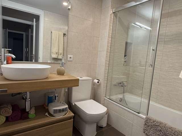 Habitación en alquiler en La Catalana - districte 4, Barcelonès