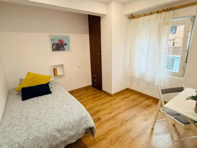 Habitación en alquiler en Cabildo de Arriba, Santander