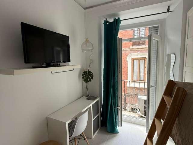 Habitación en alquiler en Universidad, Madrid