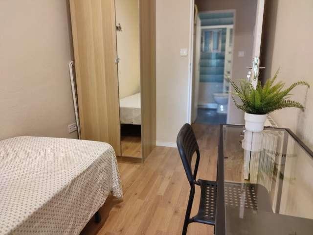 Habitación en alquiler en Puente de Vallecas, Madrid
