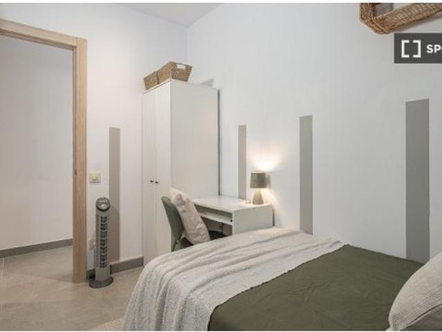 Piso en alquiler en L'hospitalet De Llobregat, Collblanc