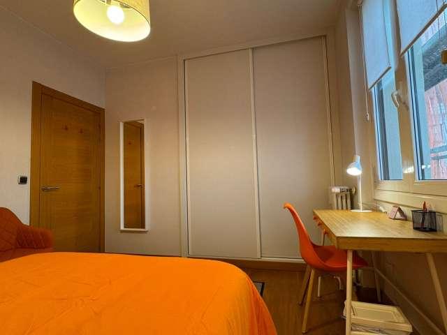 Habitación en alquiler en Abando, Bilbao