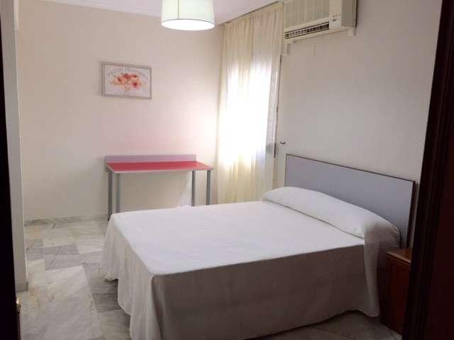 Habitación en alquiler en Distrito Poniente Sur, Córdoba