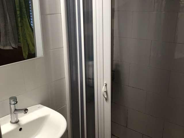 Habitación en alquiler en Esplugues De Llobregat, la Mallola