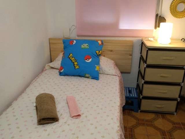 Habitación en alquiler en Peñamefecit, Jaén