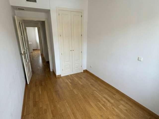 Habitación en alquiler en Las Rozas De Madrid, Madrid