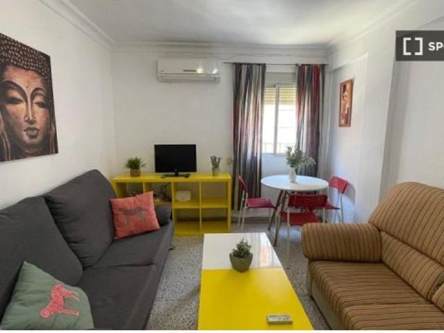 Piso en alquiler en Sevilla, Barrio León