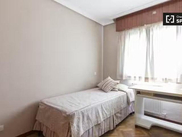 Casa en alquiler en Moratalaz, Madrid