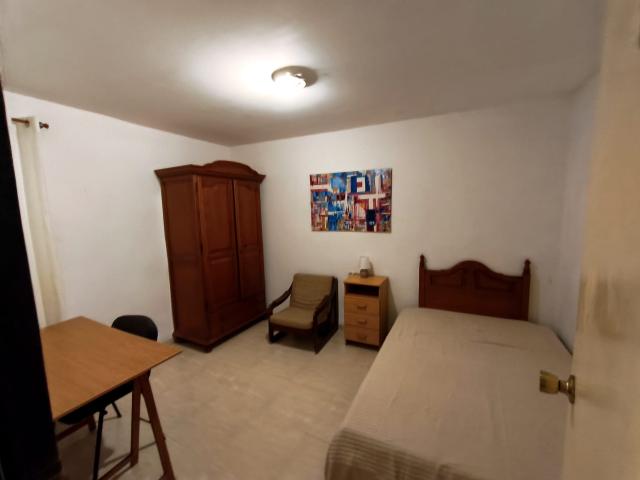 Habitación en alquiler en Grup Santiago, la Plana Alta