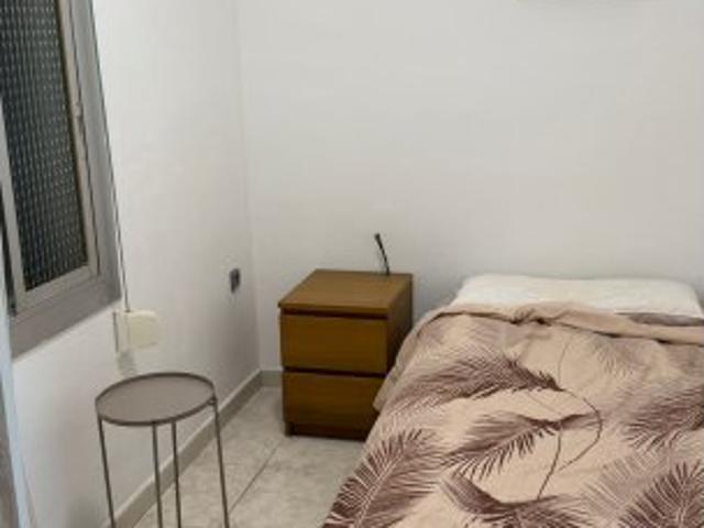 Habitación en alquiler en El Prat De Llobregat, Barcelona