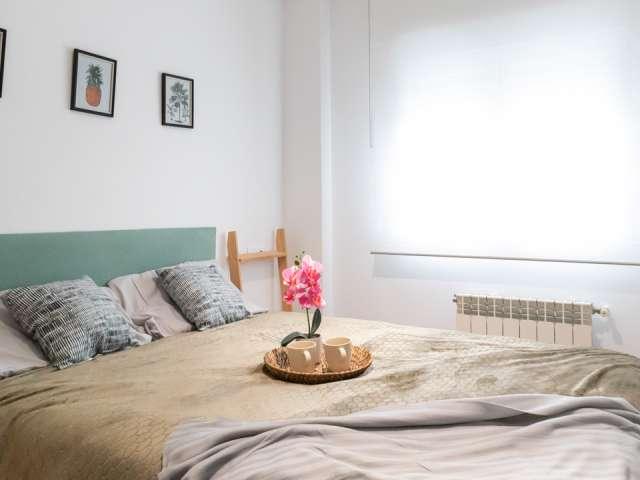 Habitación en alquiler en Apóstol Santiago, Madrid