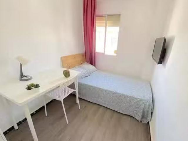 Casa en alquiler en Las Avenidas, Sevilla