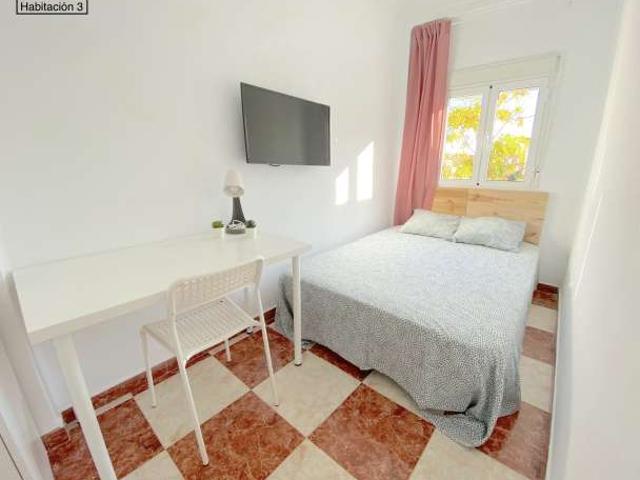 Habitación en alquiler en Distrito Macarena, Sevilla