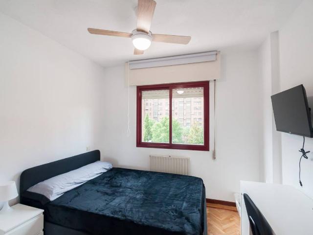 Habitación en alquiler en Las Rozas De Madrid, Madrid