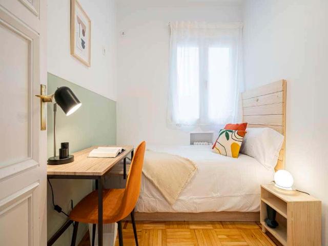 Habitación en alquiler en Arapiles, Madrid