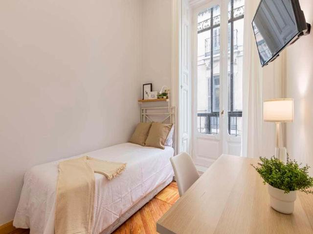 Habitación en alquiler en Justicia, Madrid