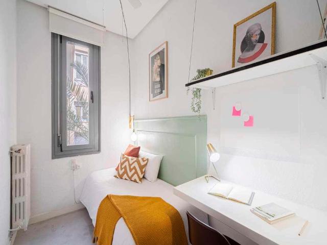 Habitación en alquiler en Justicia, Madrid