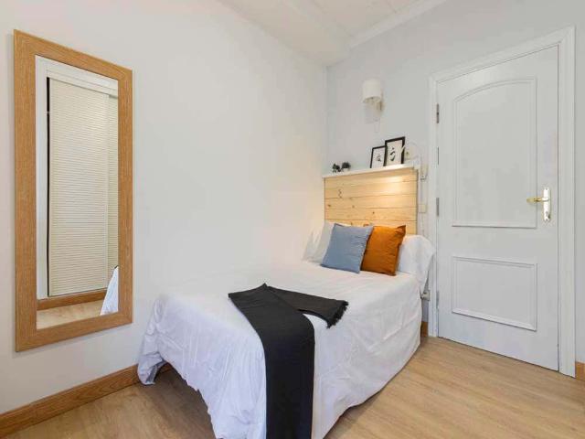 Habitación en alquiler en Justicia, Madrid