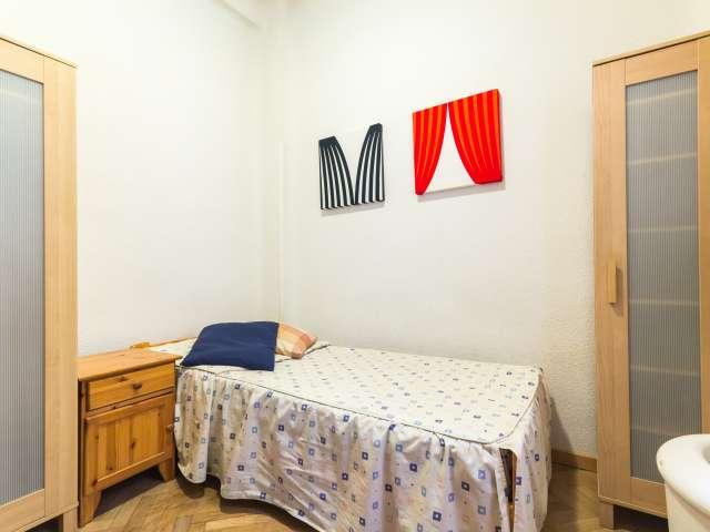Habitación en alquiler en Salamanca, Madrid