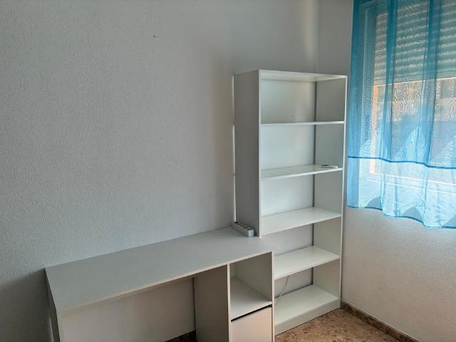 Habitación en alquiler en la Plana Alta, Valencia