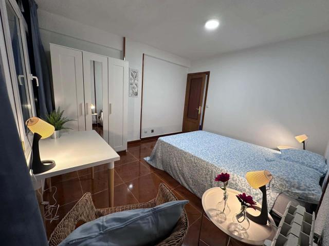 Habitación en alquiler en Distrito II, Alcalá De Henares