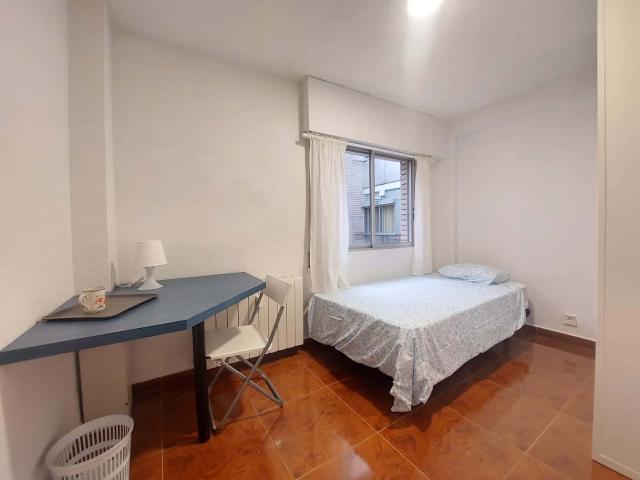 Habitación en alquiler en Distrito II, Alcalá De Henares