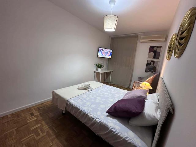 Habitación en alquiler en San Diego, Madrid