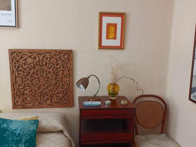 Habitación en alquiler en Montenuño, Oviedo