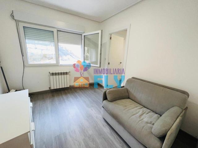 Habitación en alquiler en As Lagoas, Ourense