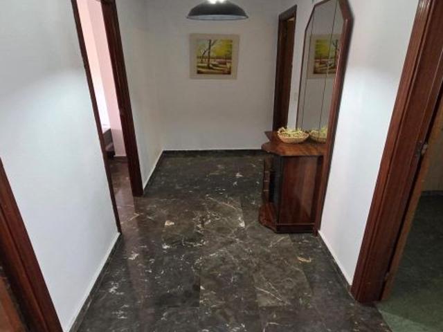 Piso en alquiler en Peñamefecit, Jaén