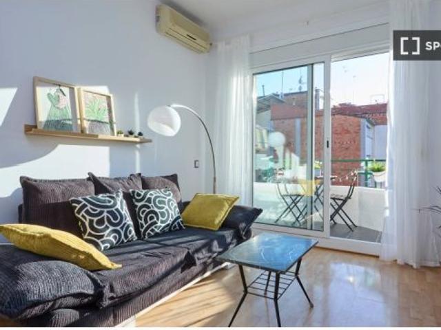 Piso en alquiler en Barcelona, la Font d'en Fargues