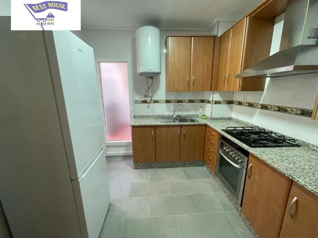 Casa en alquiler en Distrito 4, Albacete