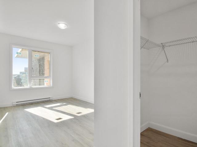 Apartment for rent in Brossard, Quebec