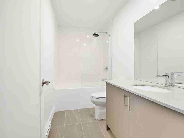 Apartment for rent in Brossard, Quebec