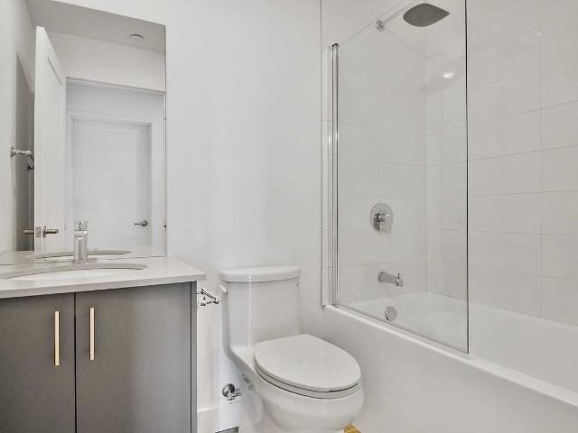 Apartment for rent in Brossard, Quebec