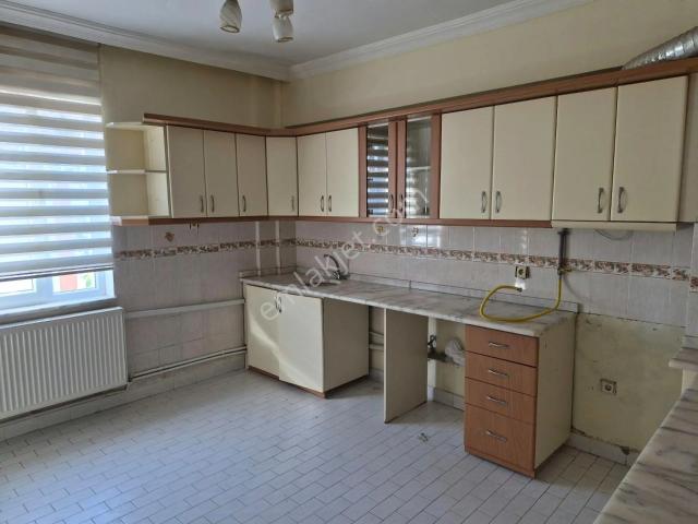 Erciyes Mahallesi, Hacılar içerisinde kiralık mülk