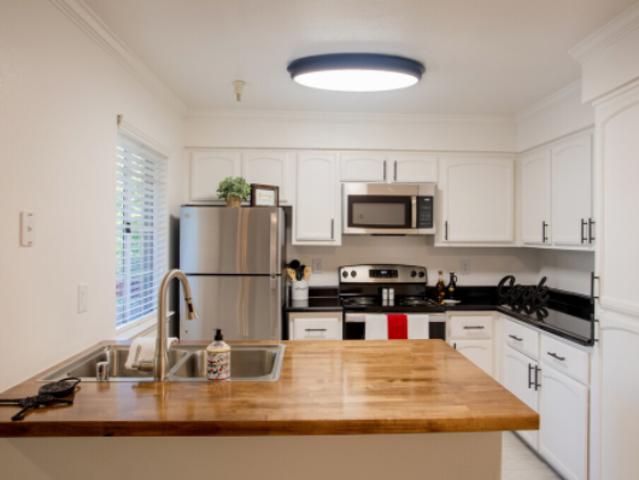 Apartment for rent in Pleasanton, California
